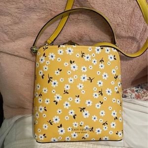 Kate spade bucket bag